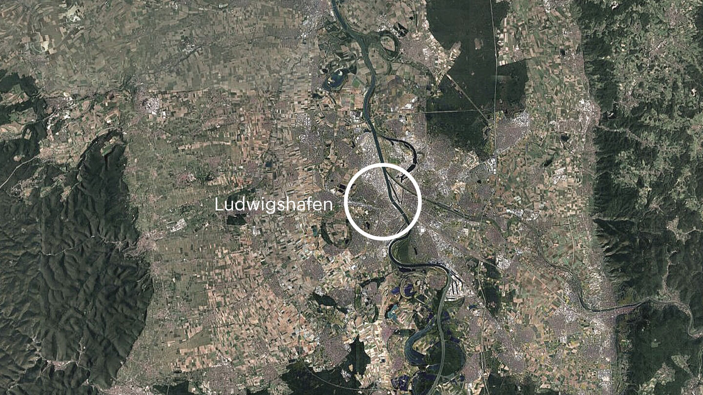 Ludwigshafen aerial www